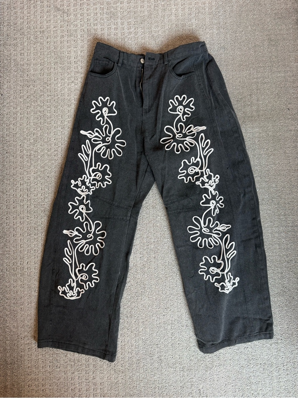 Three Bird Nest Black Wide-Leg Jeans with White Floral Outline